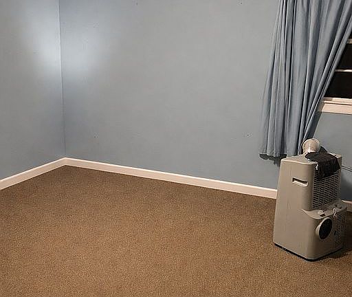 2nd image of 609 Eclipse St