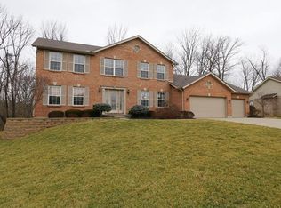 6880 Crown Pointe Dr, Liberty Township, OH 45011