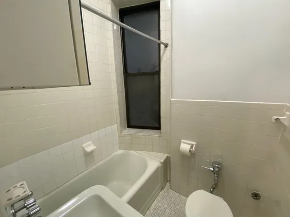 79 Sullivan Street image 7 of 7