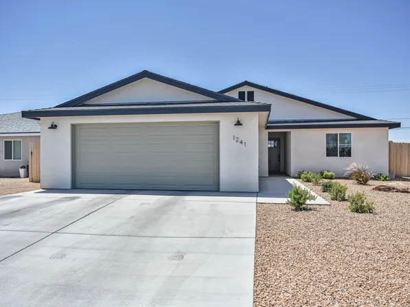 1241 W Upjohn Ave, Ridgecrest, CA 93555