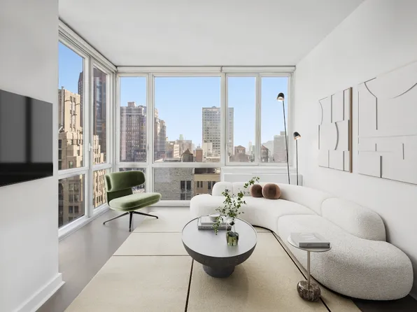 309 5th Avenue image 1 of 18