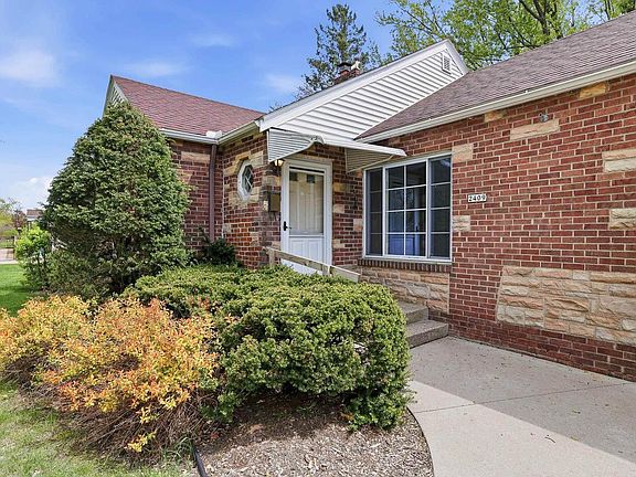 4th image of 2409 SIMONIS STREET