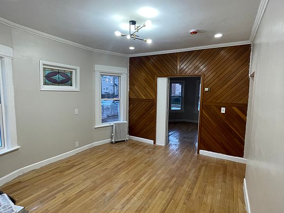 3rd image of 145-147 Sylvan Ave #1