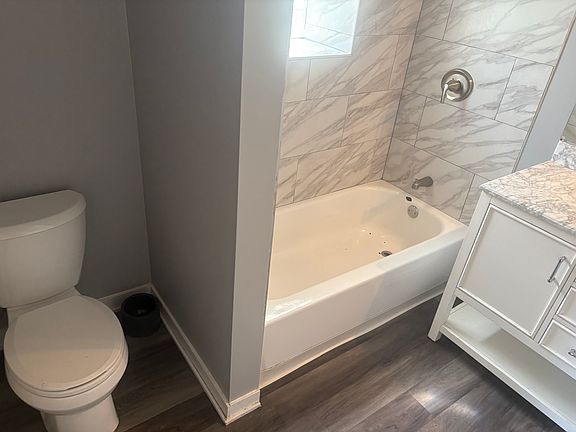 4th image of 1815 N Karlov Ave #1