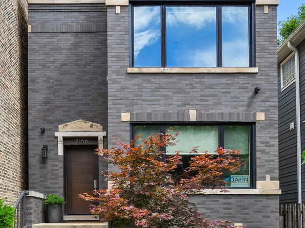 2156 W Barry Ave, Chicago, IL 60618