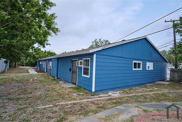 1st image of 2907 Norton St #15