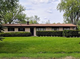 1816 E Park Pl, Arlington Heights, IL 60004
