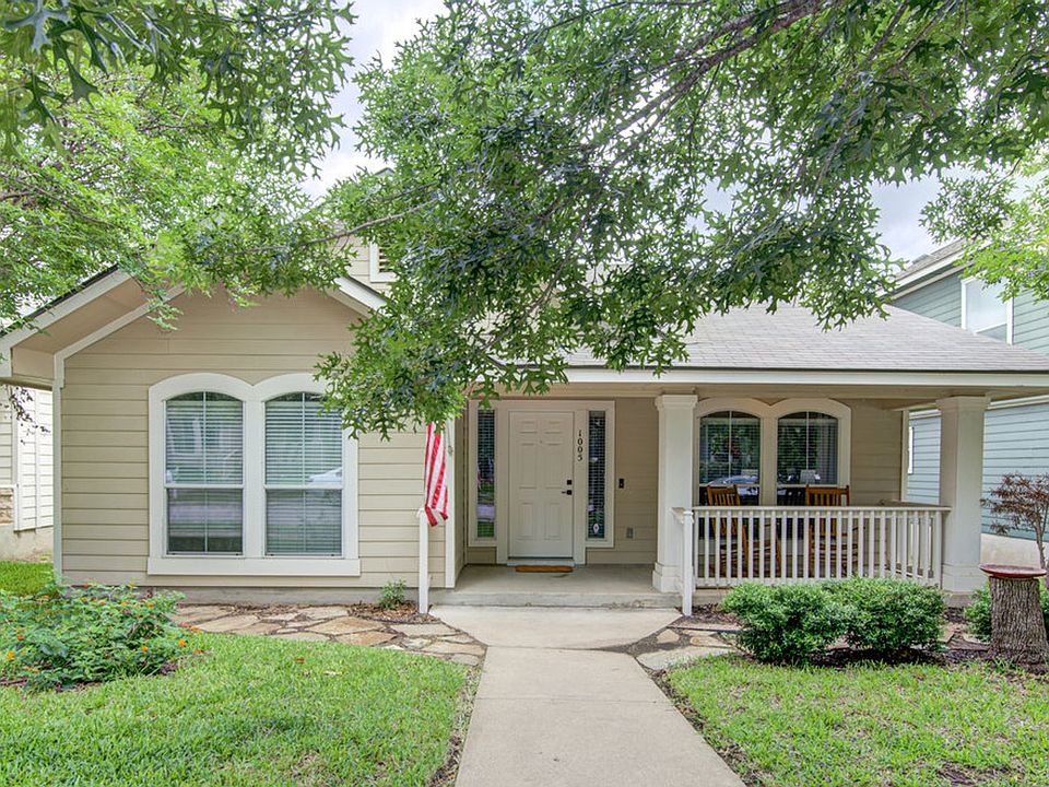 1st image of 1005 Peyton Pl