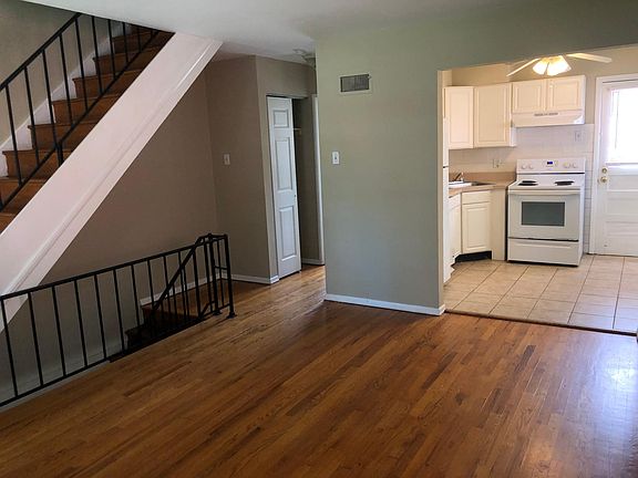 2nd image of 3139 Glenwood Ct