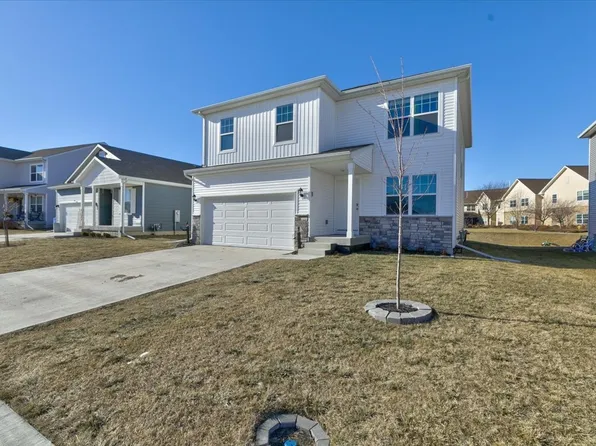 2009 N 7th St, Indianola, IA 50125