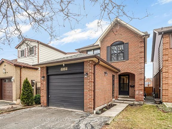3rd image of 4064 Teakwood Dr