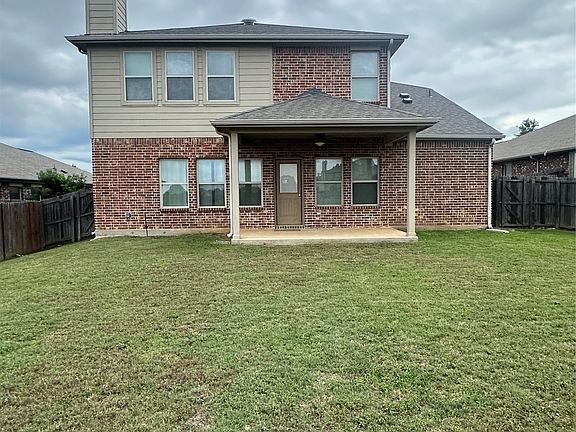 2nd image of 8404 Sioux Trl