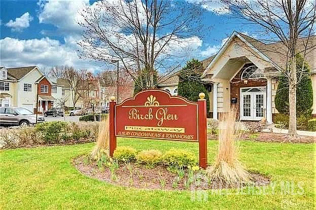 1st image of 189 Sunshine Dr #189