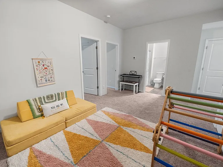 81 Bellasera Way — Photo 39
