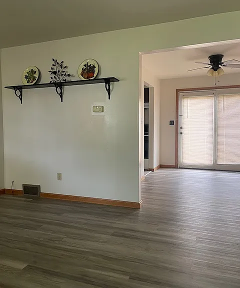 323 Hall Ave — Photo 22