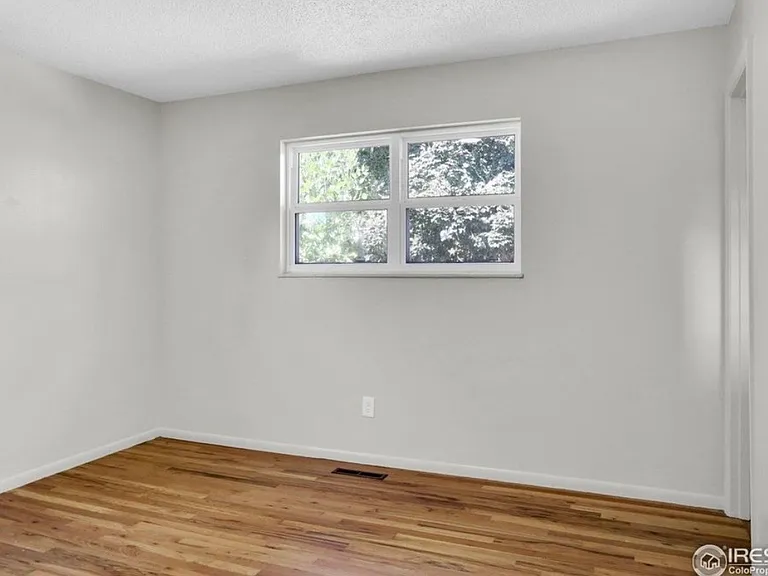4630 Macky Way — Photo 24