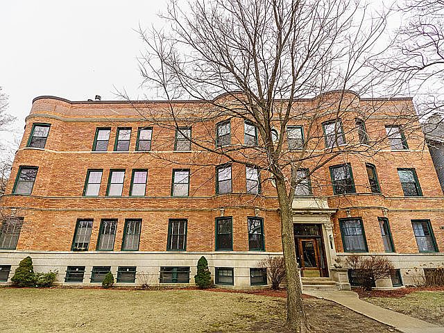 1st image of 1431 W Leland Ave #G