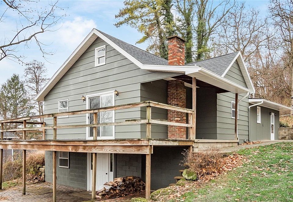 1st image of 111 Corwin Ave