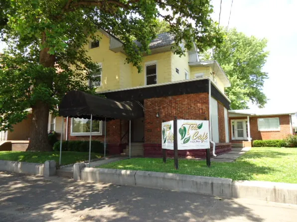 325 3rd St, Henderson, KY 42420