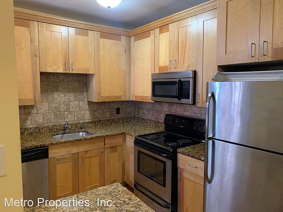1st image of 1411 Grove Ave #2