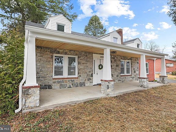 3rd image of 11424 Englewood Rd