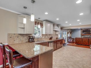 5185 Ore Bank Rd, Hellam, PA 17406