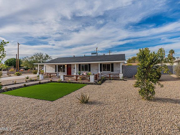 5th image of 3050 E HIGHLAND Avenue