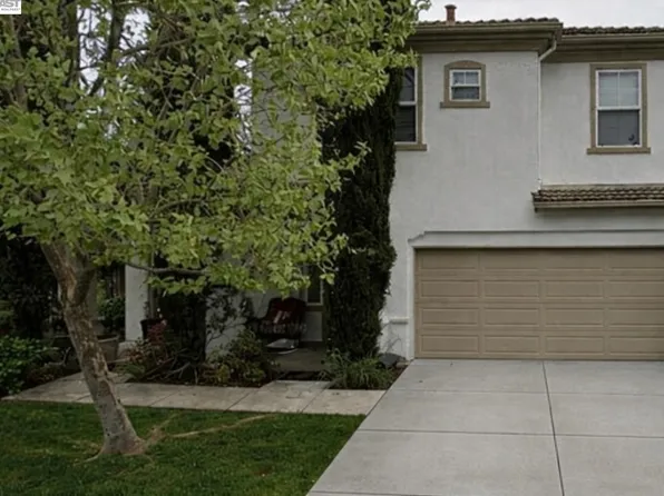 3 Marblehead Ln, Novato, CA 94949