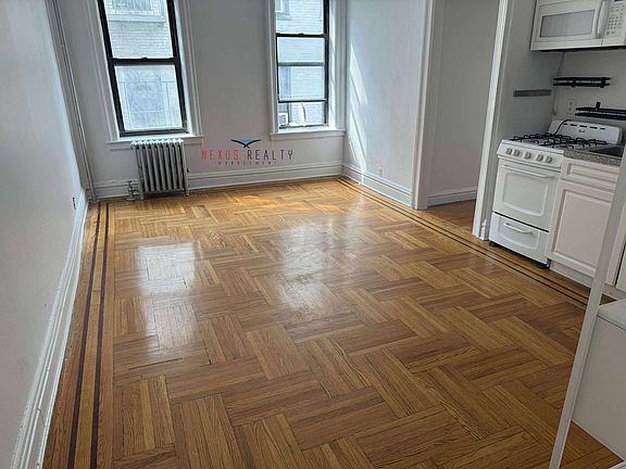 4th image of 25-02 Steinway St #7B