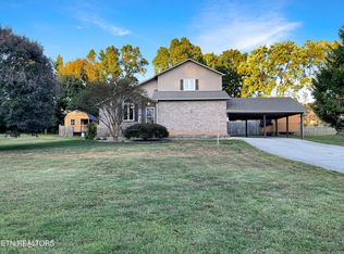 105 Rockford Heights Rd, Rockford, TN 37853