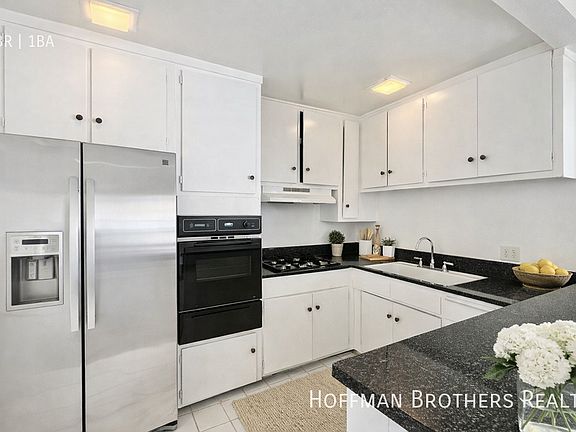2nd image of 3718 Mentone Ave APT 7