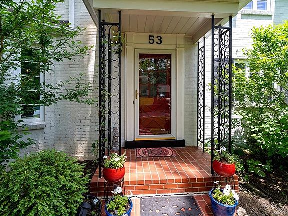 2nd image of 53 Thruston Blvd E