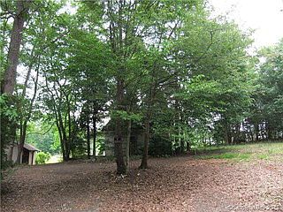2nd image of 254 River Chase Ln