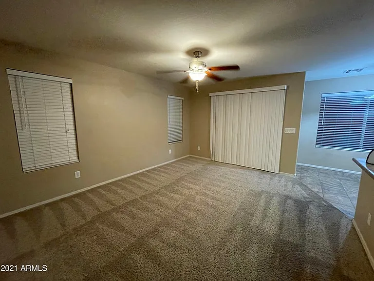 806 S 111th Dr — Photo 6