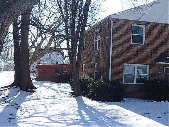 3rd image of 30802 Euclid Ave