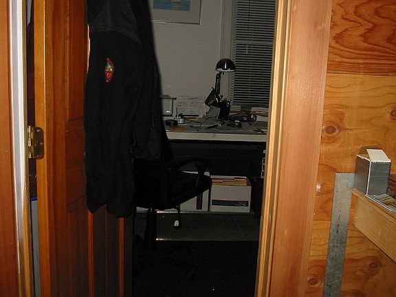 heated office in garage