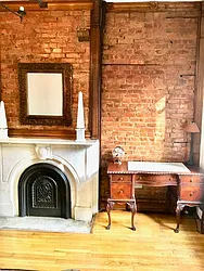 Rented by R New York