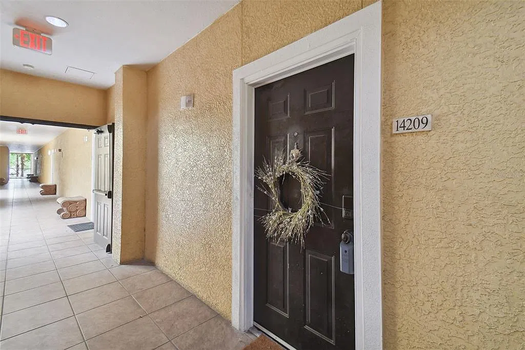 2010 E Palm Ave — Photo 3