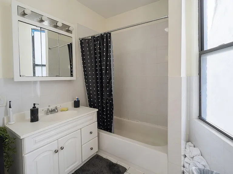 1337 W Huron St #3R — Photo 9