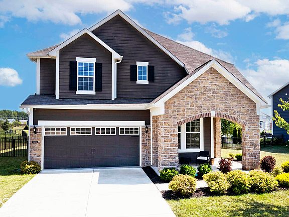 2nd image of 15326 Forest Glade Dr
