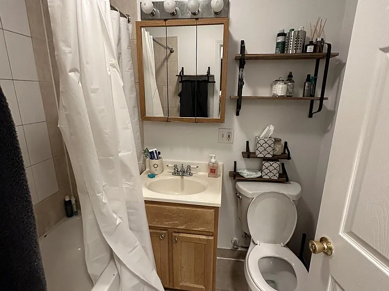 1510 N Campbell Ave #1-R — Photo 12