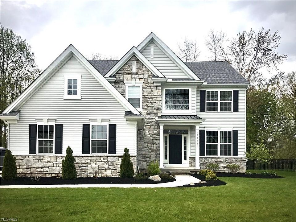 1st image of 32731 Belmont Dr