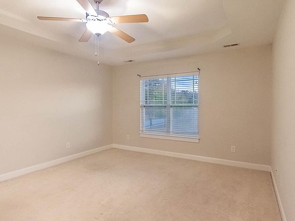 3rd image of 1800 Fox Den Way Unit 5