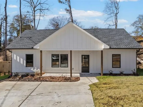 621 Elmwood St, Canton, GA 30114