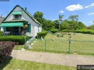 10260 Russell St, Detroit, MI 48211