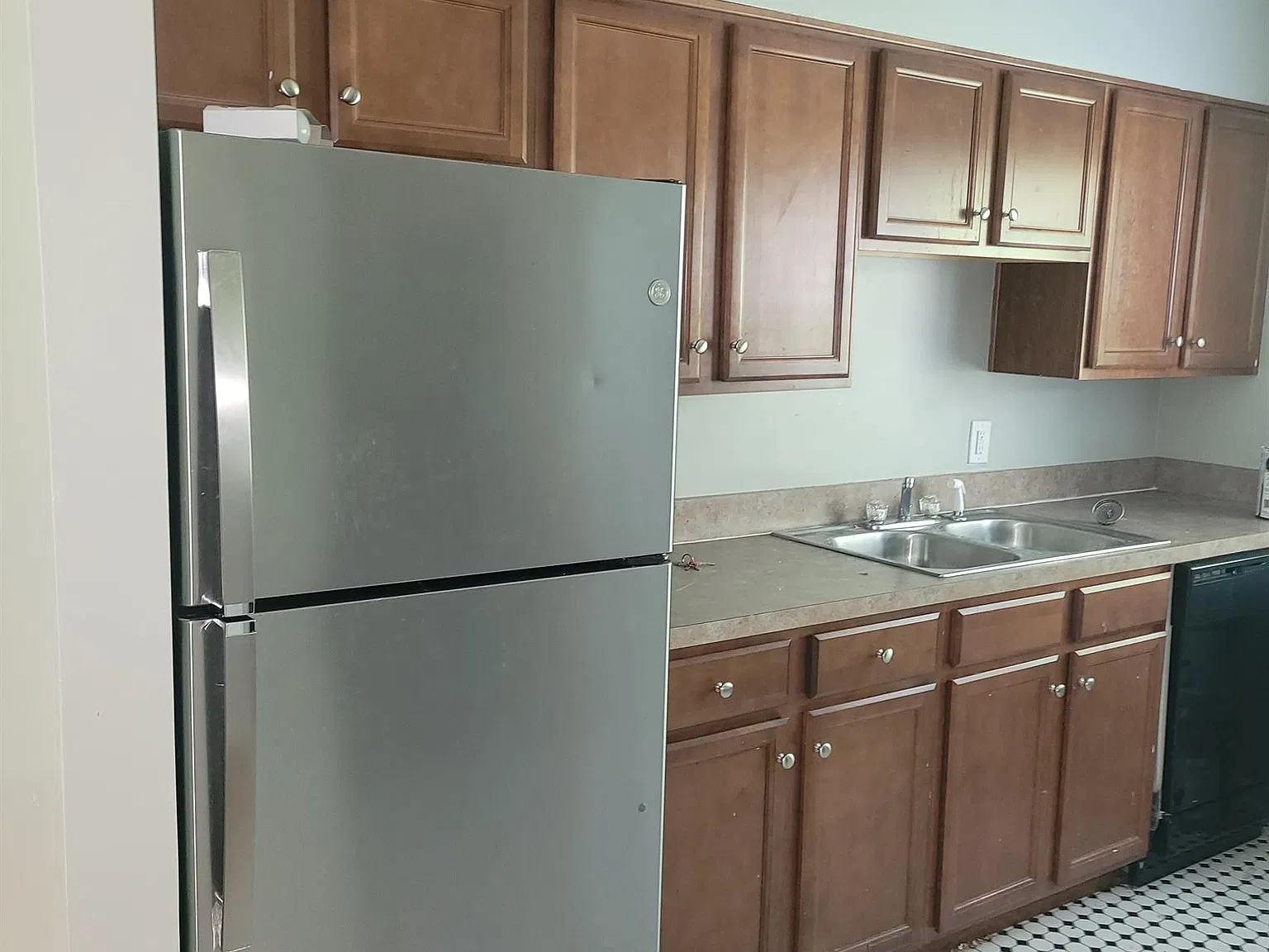 2 bed, 800 sqft, $899 — Photo 4