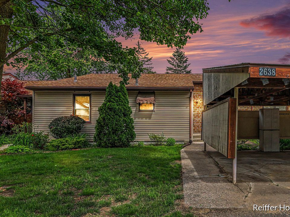 1st image of 2638 Chatham Woods Dr SE