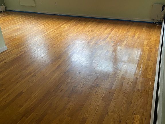 4th image of 6117 163rd St Floor 3