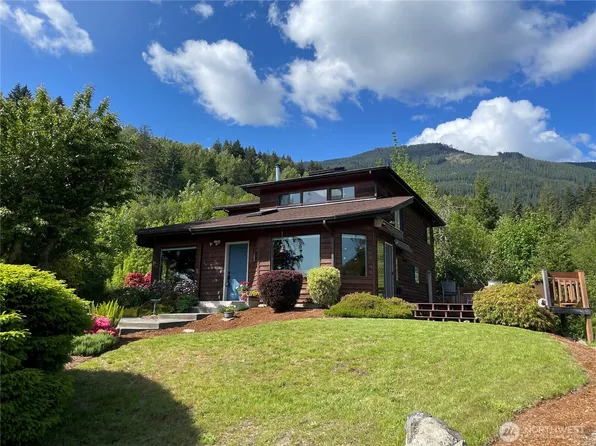 108 Long and Winding Road, Randle, WA 98377