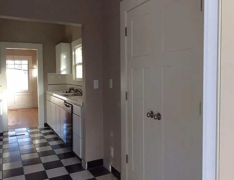 Laundry room doors, mudroom, kitchen